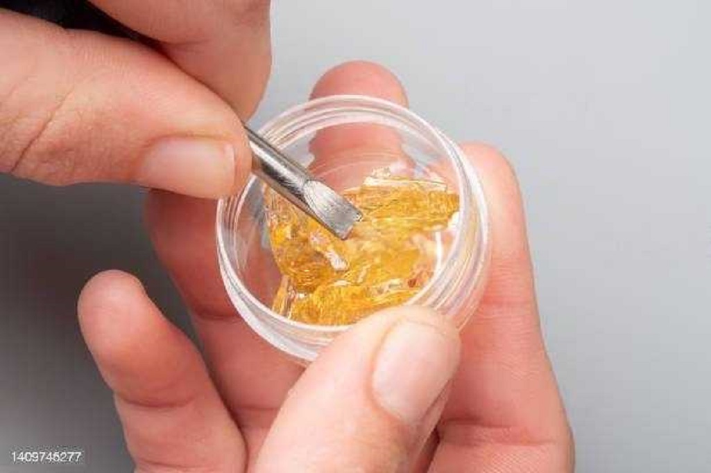 what is live resin